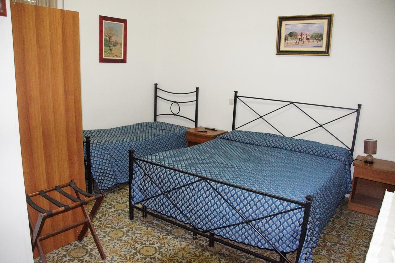 Albergo Pensione Ardenza Self Check-In Livorno Room photo