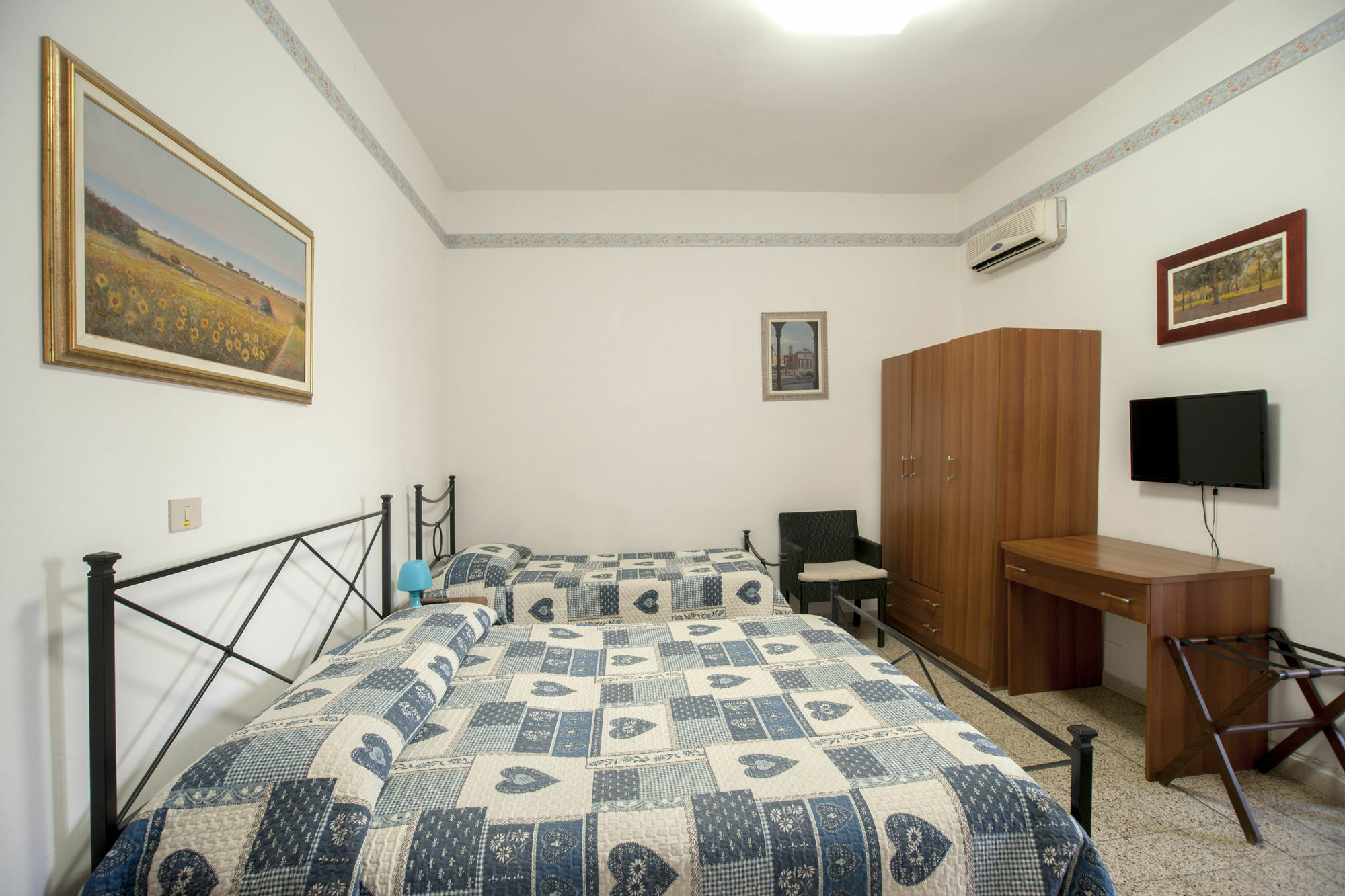 Albergo Pensione Ardenza Self Check-In Livorno Exterior photo