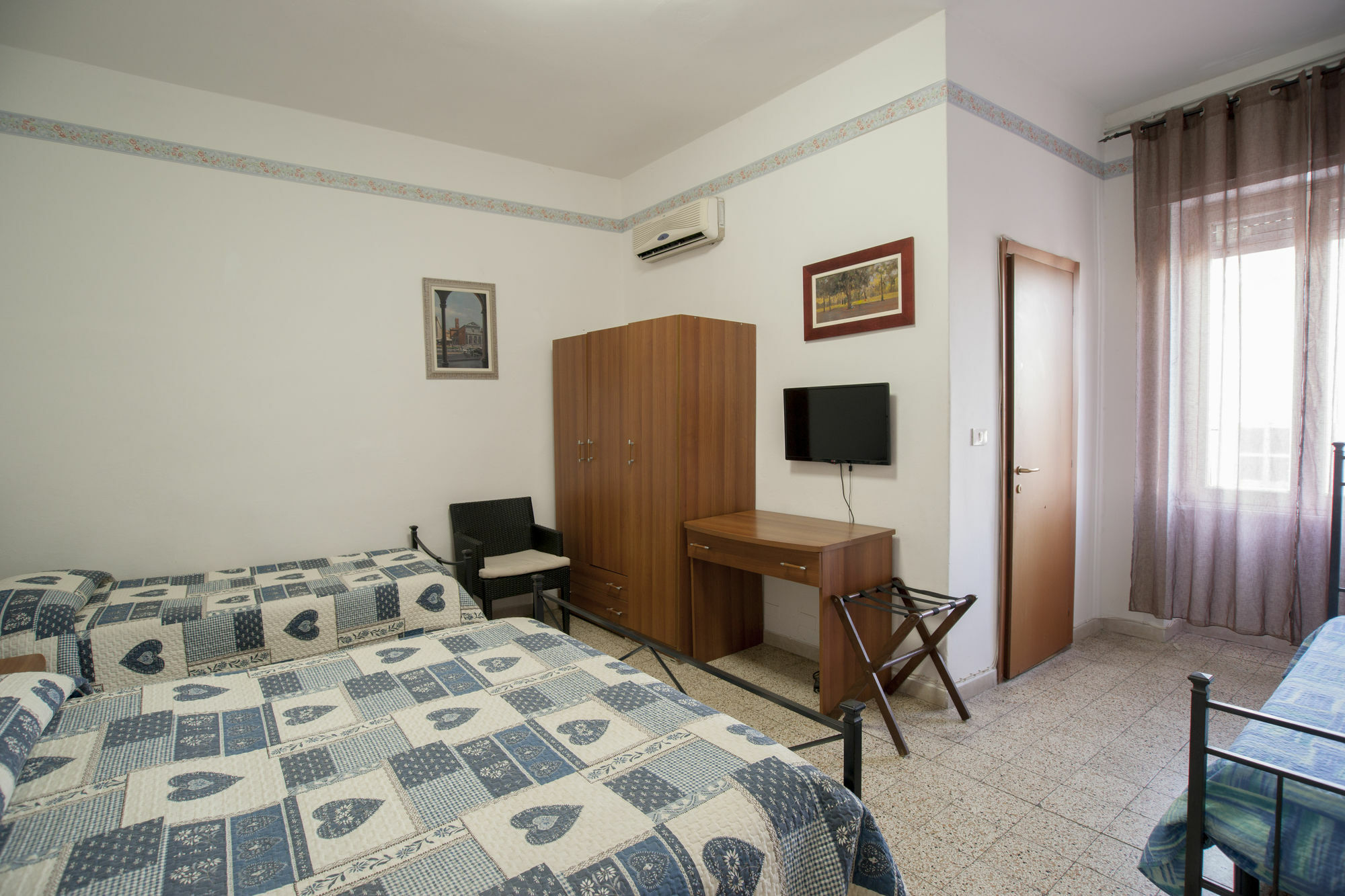 Albergo Pensione Ardenza Self Check-In Livorno Exterior photo
