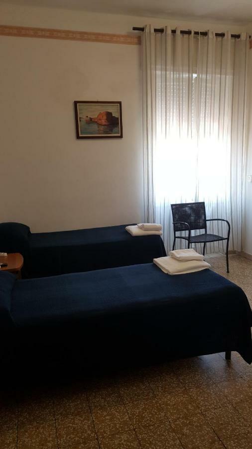 Albergo Pensione Ardenza Self Check-In Livorno Exterior photo